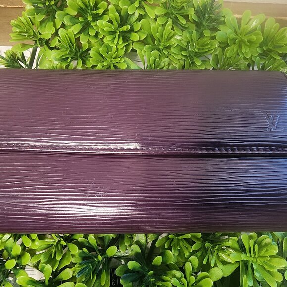 Louis Vuitton Purple Epi Long Wallet - Picture 2 of 12